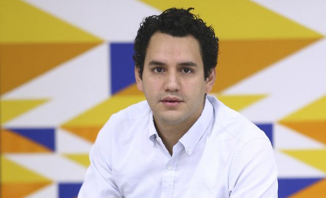 Los proyectos de Augusto Ballardo (Lima, 1986) profundizan en el lenguaje visual precolombino y su resonancia contemporánea (Foto: Alessandro Currarino / El Comercio)