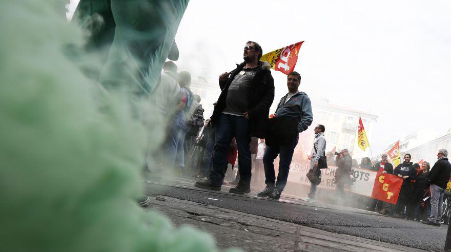 Francia afronta día de protestas por reforma laboral [FOTOS] - 6