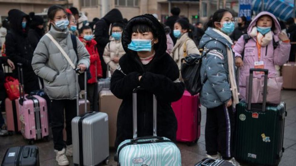 En China hay preocupación de que el virus se propague por los cientos de millones de personas que viajan para el Año Nuevo chino a finales de este mes. (Foto: Getty)
