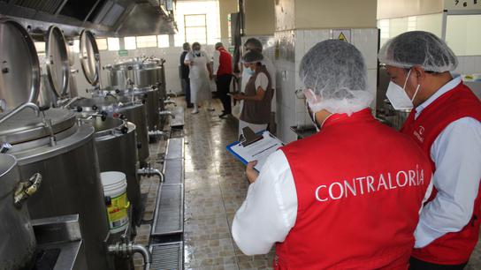 Arequipa: Contraloría encuentra cucarachas en la cocina del Hospital Honorio Delgado. (contraloría)