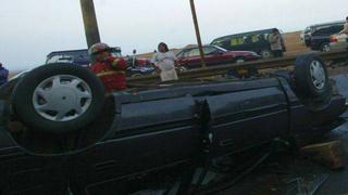 Auto se accidentó aparatosamente en Costa Verde pero ocupantes se salvaron