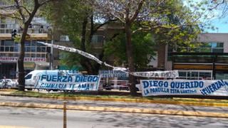 Hinchas de Gimnasia organizaron caravana para apoyar a Diego Maradona
