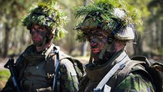 Finlandia recibe una oleada de reservistas que se preparan para la amenaza rusa en plena tensión por la OTAN