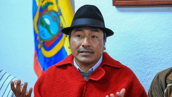 El presidente de la Confederación de Nacionalidades Indígenas de Ecuador (Conaie), Leonidas Iza, habla durante una rueda de prensa hoy, en Quito (Ecuador). (Foto: EFE/ José Jácome).
