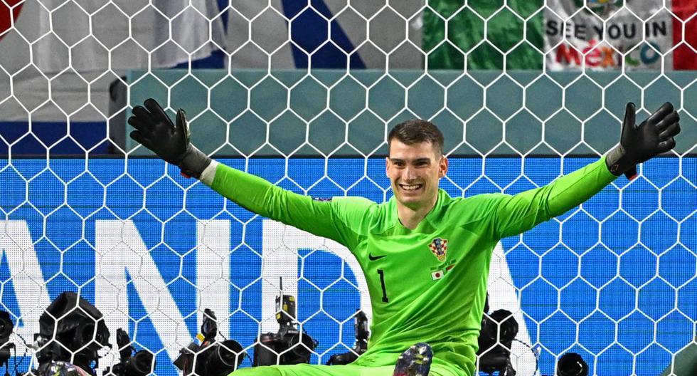 Livakovic, the heir to Subasic who is already making history in the World Cups