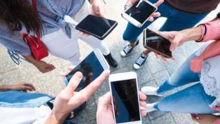 MWC 2018: ¿Por qué ya no se presentan smartphones innovadores?