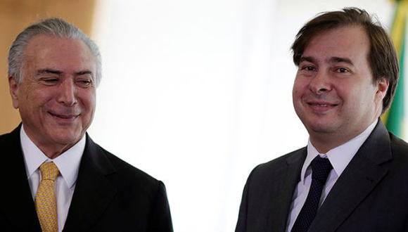Michel Temer, presidente de Brasil,  y Rodrigo Maia, jefe de la Cámara de Diputados. (Foto: Reuters)