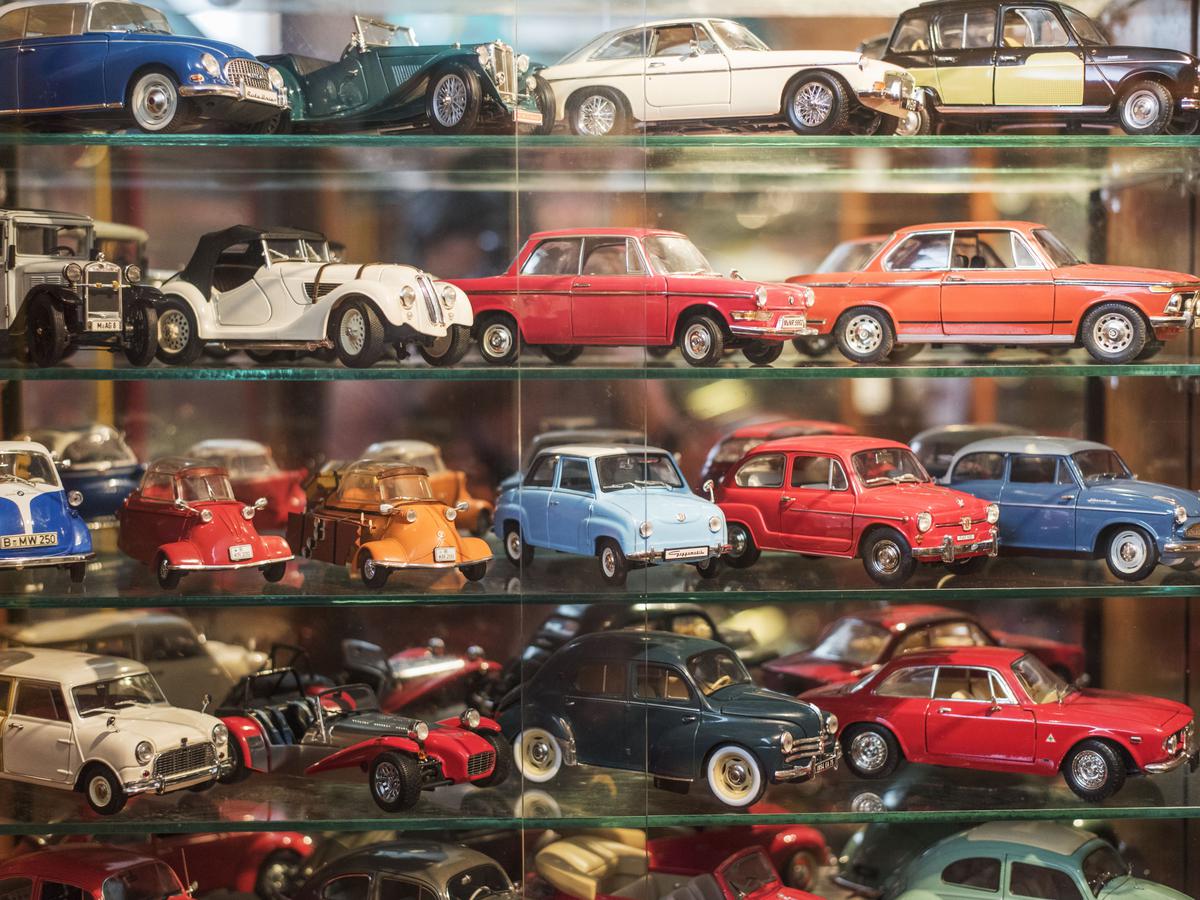 Autos en miniatura, una pasión que crece a escalas mayores, COLECCIONES-EL-COMERCIO