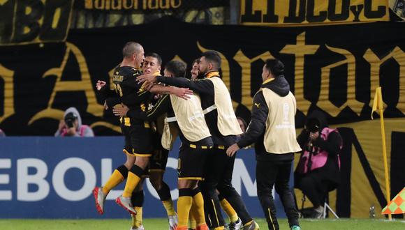 Peñarol venció 2-0 a Deportivo Cali y clasificó a octavos de final de la Copa Sudamericana 2019. | Foto: EFE