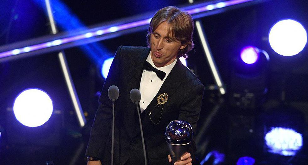 Luka Modric fue el vencedor de la gala The Best de la FIFA y se quedó con el máximo galardón, el de mejor jugador. (Foto: EFE)