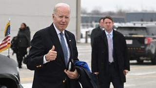 Republicanos critican a Biden por manejo del incidente del globo chino