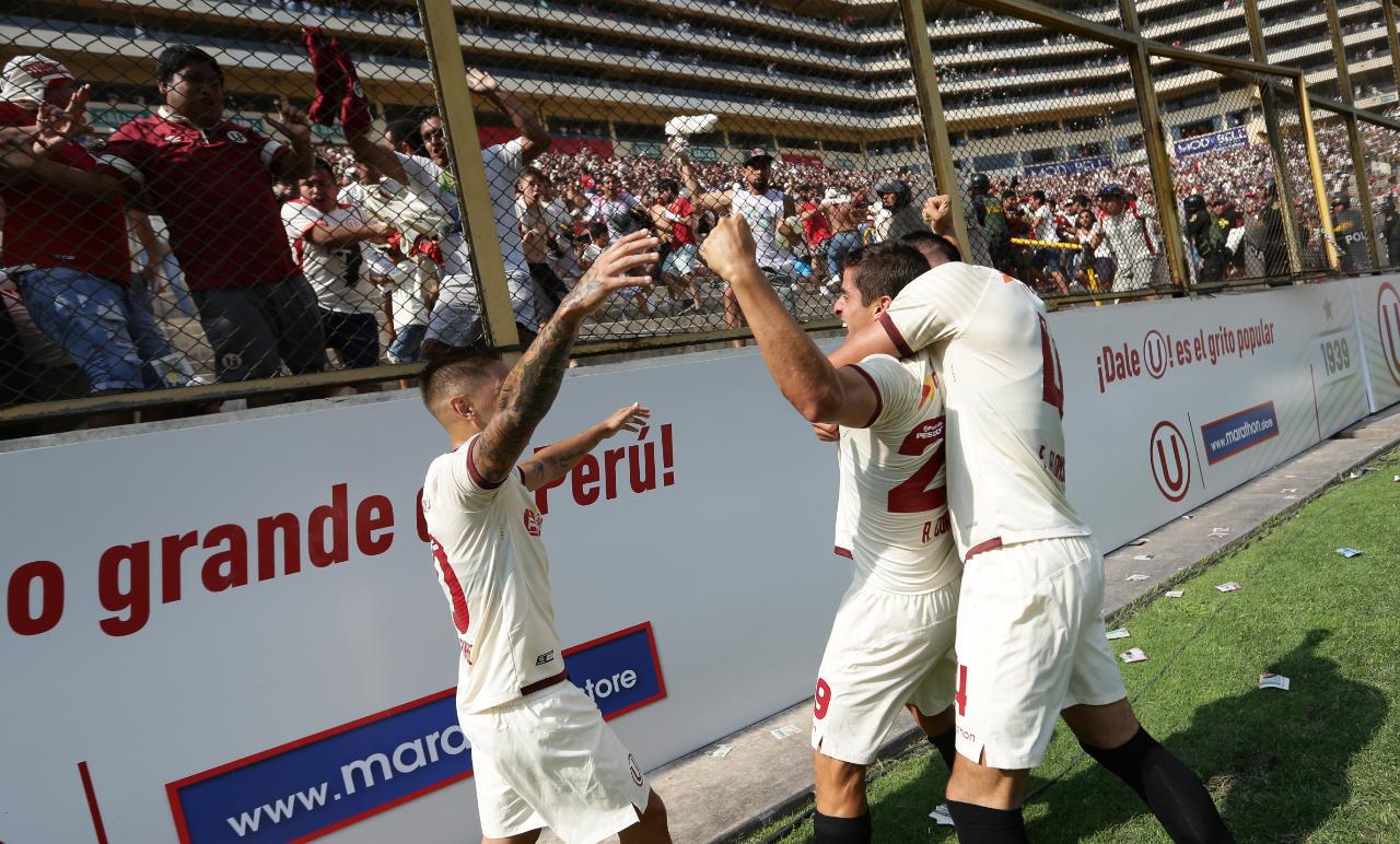 Así celebró Aldo Corzo tras convertir el 1-0 en el Estadio Monumental | Foto: Fernando Sangama/GEC