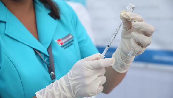 La meta para la tercera vacunatón es inmunizar a 250 mil personas en Lima y Callao. Foto: Jorge Cerdan/@photo.gec