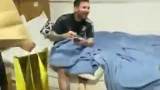 Plantel de Argentina despertó a Lionel Messi para darle una sorpresa en su cumpleaños número 34 [VIDEO]