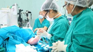Hospital de VES realizó primer injerto de piel de cerdo