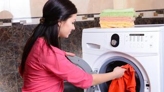 7 consejos para remover manchas de ropa con productos caseros
