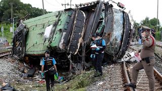 Tailandia: al menos 18 muertos por el choque entre un autobús y un tren