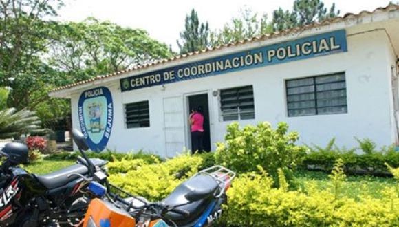 Hombre asesinó al presunto violador de su hija dentro de comando policial en Carabobo, Venezuela.