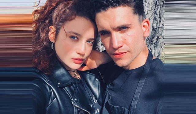 María Pedraza junto a Jaime Lorente, ambos actuarán en la serie 'Élite'. (Créditos: @maríapedraza)