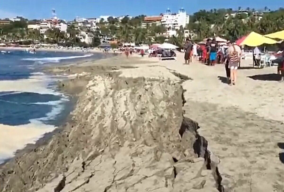 Conocido como pleamar, este fenómeno se presenta de manera regular y no supone ningún peligro. (Foto: Captura)