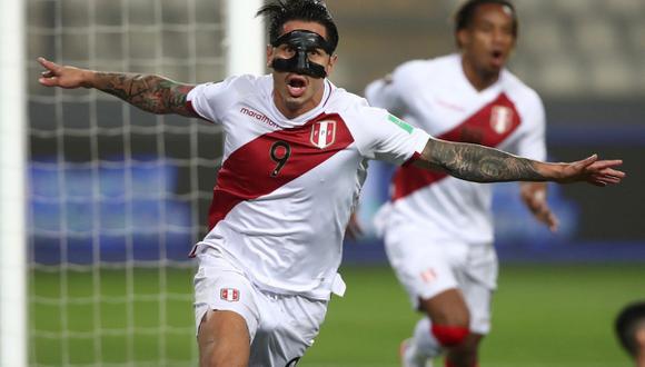 Gianluca Lapadula se ha convertido en ídolo de la selección peruana. Foto: FPF.