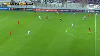 Alianza Lima vs. Internacional: Aldair Fuentes y la terrible entrada a Paolo Guerrero | VIDEO