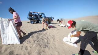 Ecodunas Huacachina, los voluntarios que limpian el desierto de Ica