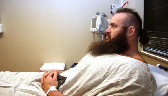 WWE Raw: Strowman fue operado del codo y no peleará en 6 meses