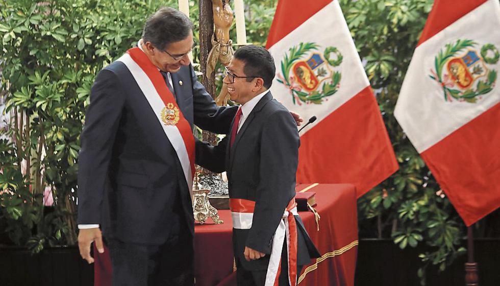 "A pesar de todo esto, Trujillo permanece impertérrito en su cargo y el presidente Vizcarra lo respalda explícitamente cuando viaja con él a inaugurar obras". (FOTOS: ROLLY REYNA / GEC)