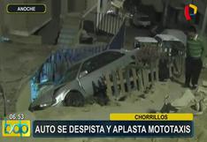 Chorrillos: auto cae sobre jardín de casa y destruye dos mototaxis
