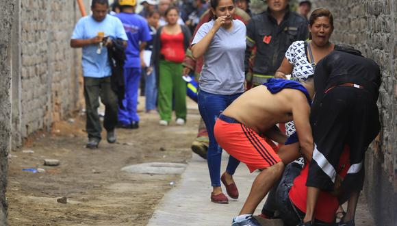 Dos niños murieron durante un incendio registrado en una quinta del jirón Huánuco, en la zona de Barrios Altos (Cercado de Lima). (Jessica Vicente/El Comercio)