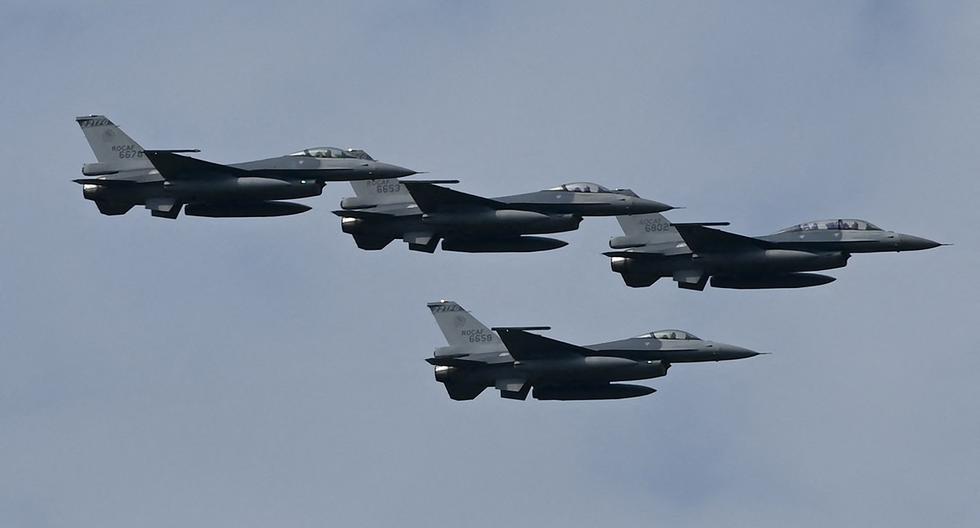 F-16 soldiers saw the pilot of the crashed plane collapse near Washington