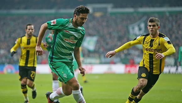 Claudio Pizarro cierra una temporada más con Werder Bremen. Sus estadísticas han sido discretas. Apenas marcó un gol en 34 fechas. (Foto: Getty Images)