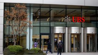 UBS baja un 5 % en la apertura de Zúrich tras reportar menos beneficios 