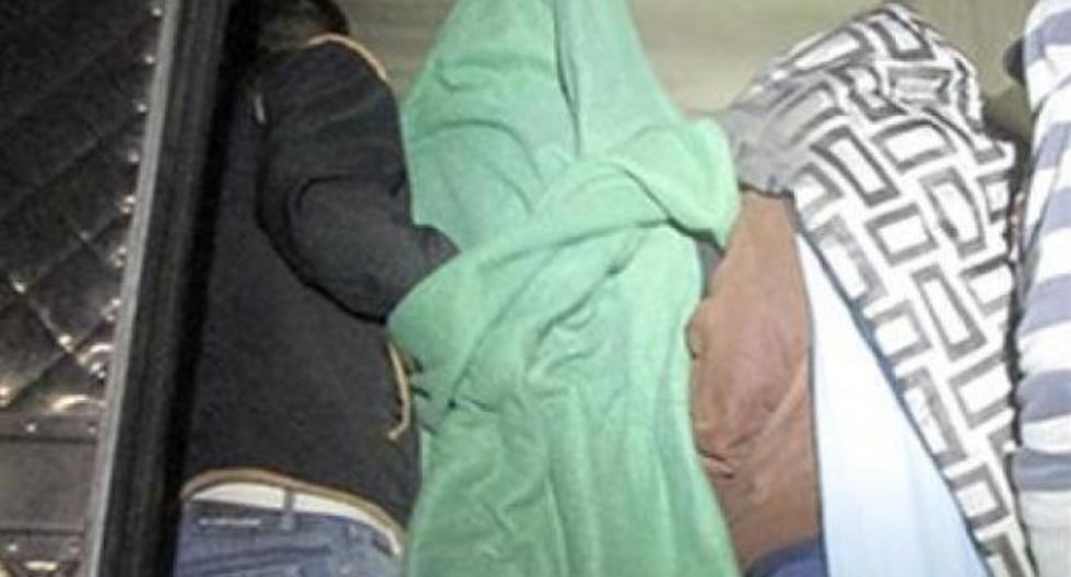 Los inmigrantes indocumentados fueron hallados temblando de frío dentro del camión frigorífico. (Foto: diariolasamericas.com)