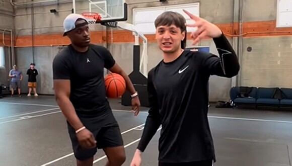 Peso Pluma tomó clases privadas con el ‘Lethal Shooter' y un breve video pondría en evidencia sus dotes para el baloncesto (Foto: @lethalshooter / Instagram)