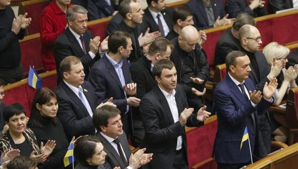 Parlamento Supremo de Ucrania denegó referéndum del 25 de mayo