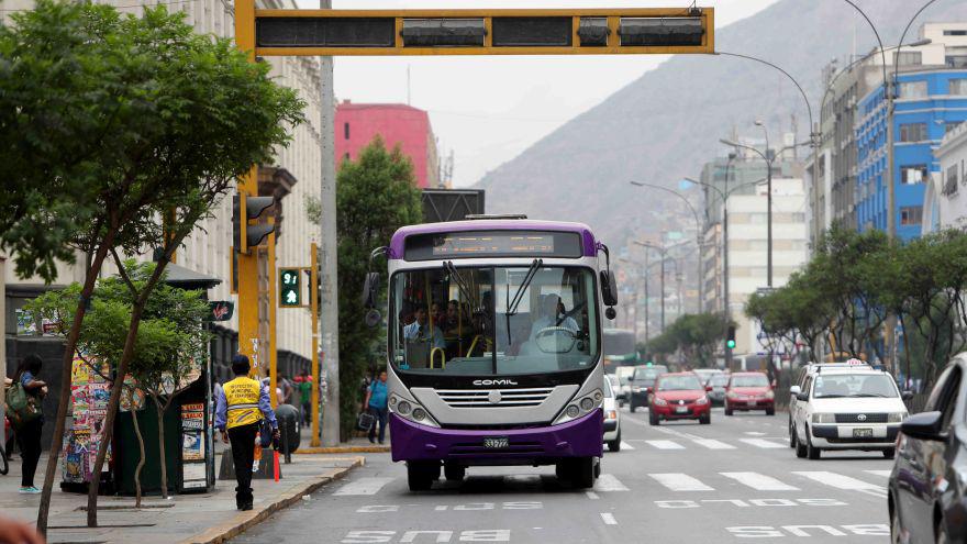 Corredor morado: los primeros recorridos por la Av. Abancay - 1