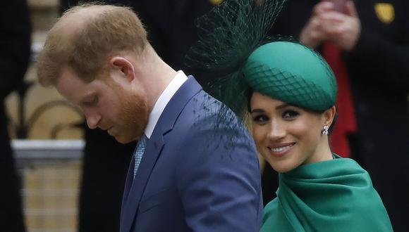 En esta foto de archivo, el príncipe Harry  y su esposa Meghan Markle asisten al servicio anual de la Commonwealth en la Abadía de Westminster en Londres el 9 de marzo de 2020. (Foto de Tolga AKMEN / AFP).