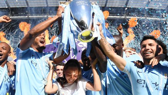 Manchester City obtuvo el galardón de la Premier League luego de empatar sin goles con el modesto Huddersfield Town en Etihad Stadium. (Foto: AFP)