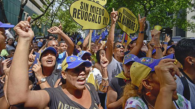 Venezuela: oposición protesta por revocatorio contra Maduro - 10