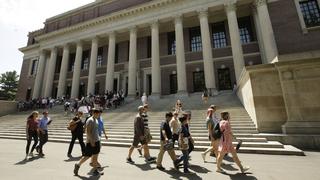 EE.UU. bloquea entrada de nuevos estudiantes extranjeros con clases online 