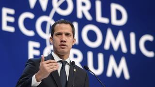 “Solos no podemos”, asegura Juan Guaidó en Davos