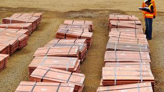 Precios del cobre operan a la baja por presión sobre demanda china y aumento de inventarios