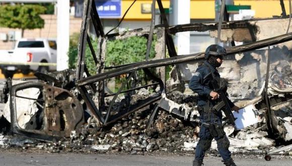 El enfrentamiento dejó un auténtico caos material y humano en Culiacán. (AFP).