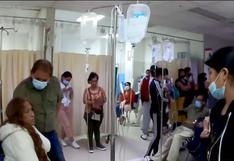 Chiclayo: pacientes con dengue esperan atención en pasillos del hospital Luis Heysen
