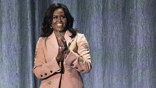 Michelle Obama y el traje perfecto para brillar en el trabajo