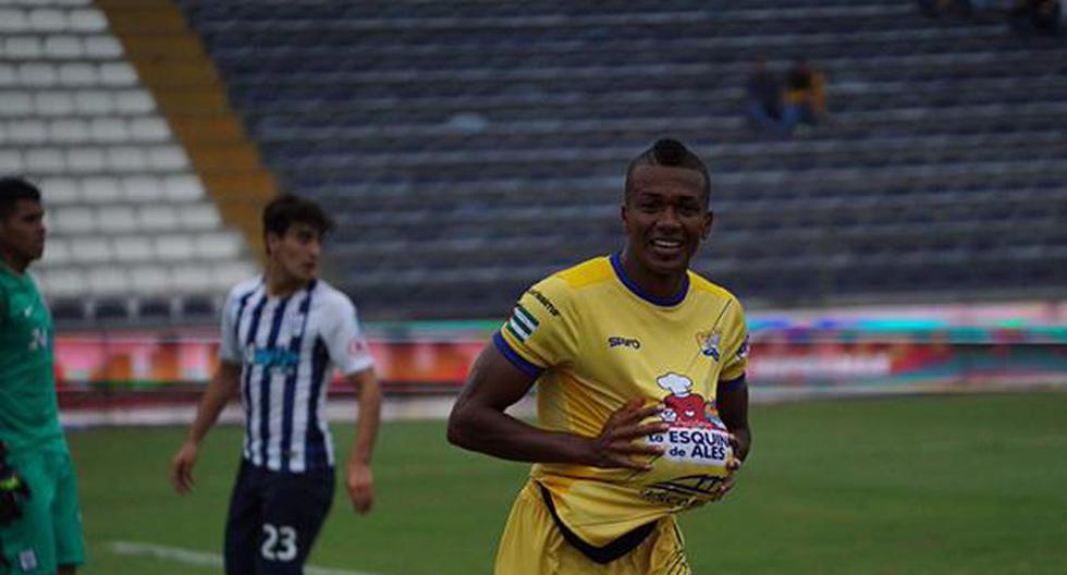 Delfín de Ecuador no tuvo mayores inconvenientes para superar a Alianza Lima por 3-0. (Foto: @DelfinSC)