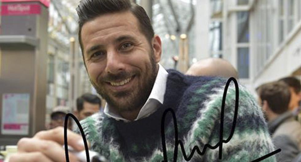 Claudio Pizarro envió mensaje a los hinchas de la Selección Peruana y Werder Bremen. (Foto: Facebook)