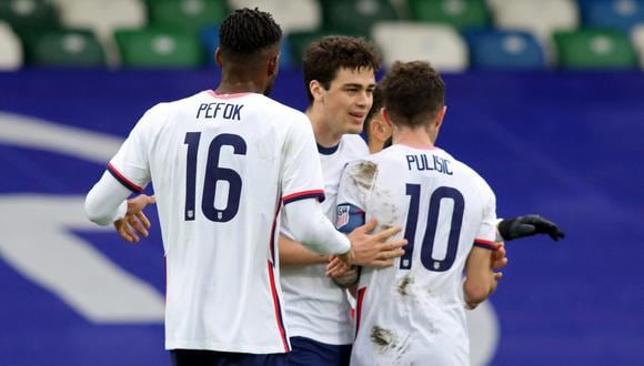 Giovanni Reyna y Pulisic marcaron dos de los tres tantos de Estados Unidos en la final de la Liga de Naciones (Foto: AFP)